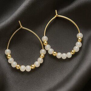 Elegant Gold & White Beaded Hoop Earrings – Chic Lightweight Fashion Jewelry